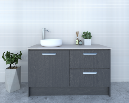Alora - Floor Mount
