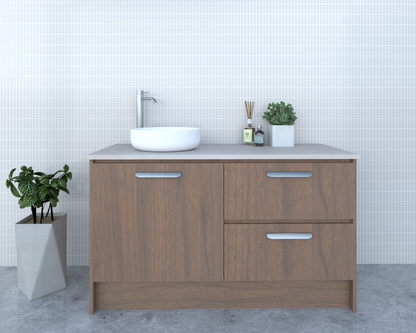 Alora - Floor Mount