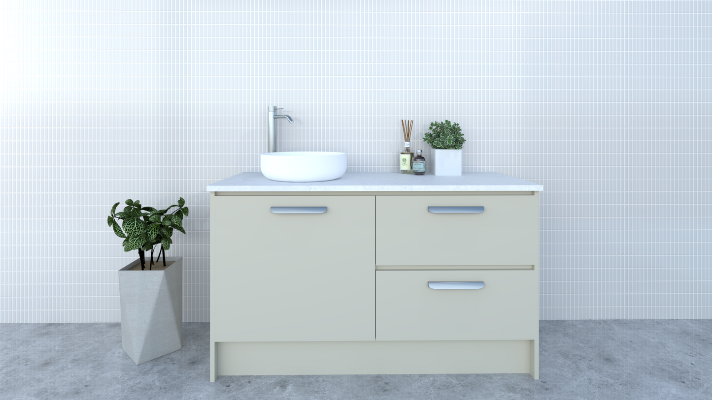 Alora - Floor Mount