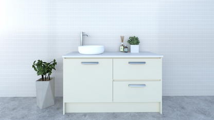 Alora - Floor Mount