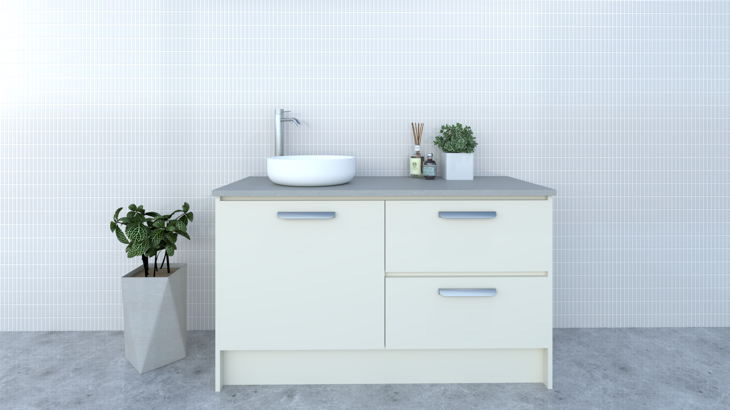 Alora - Floor Mount