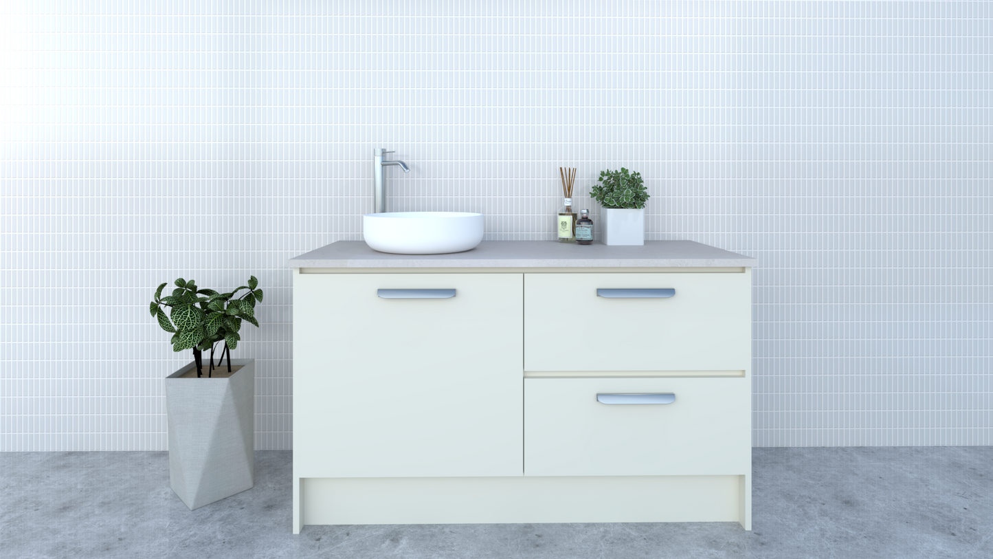 Alora - Floor Mount