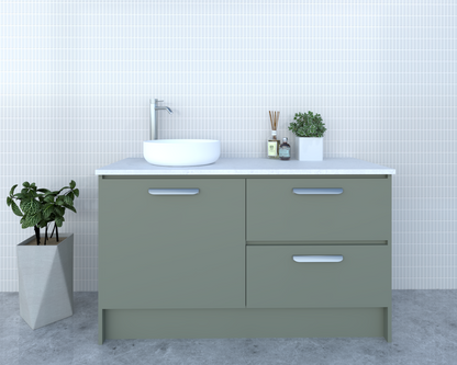 Alora - Floor Mount