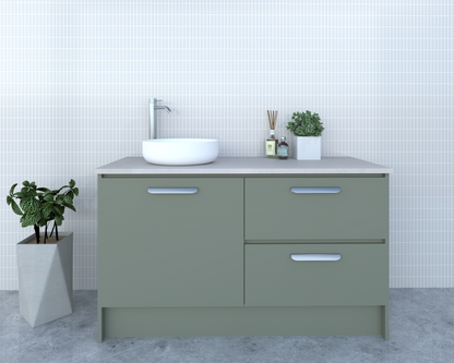 Alora - Floor Mount
