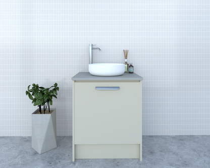 Alora - Floor Mount
