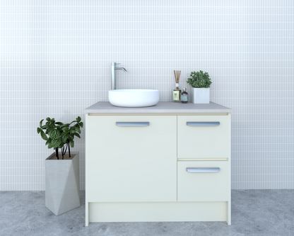 Alora - Floor Mount