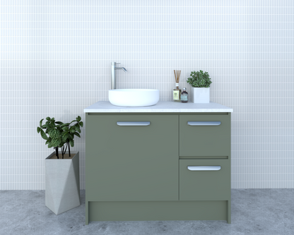 Alora - Floor Mount